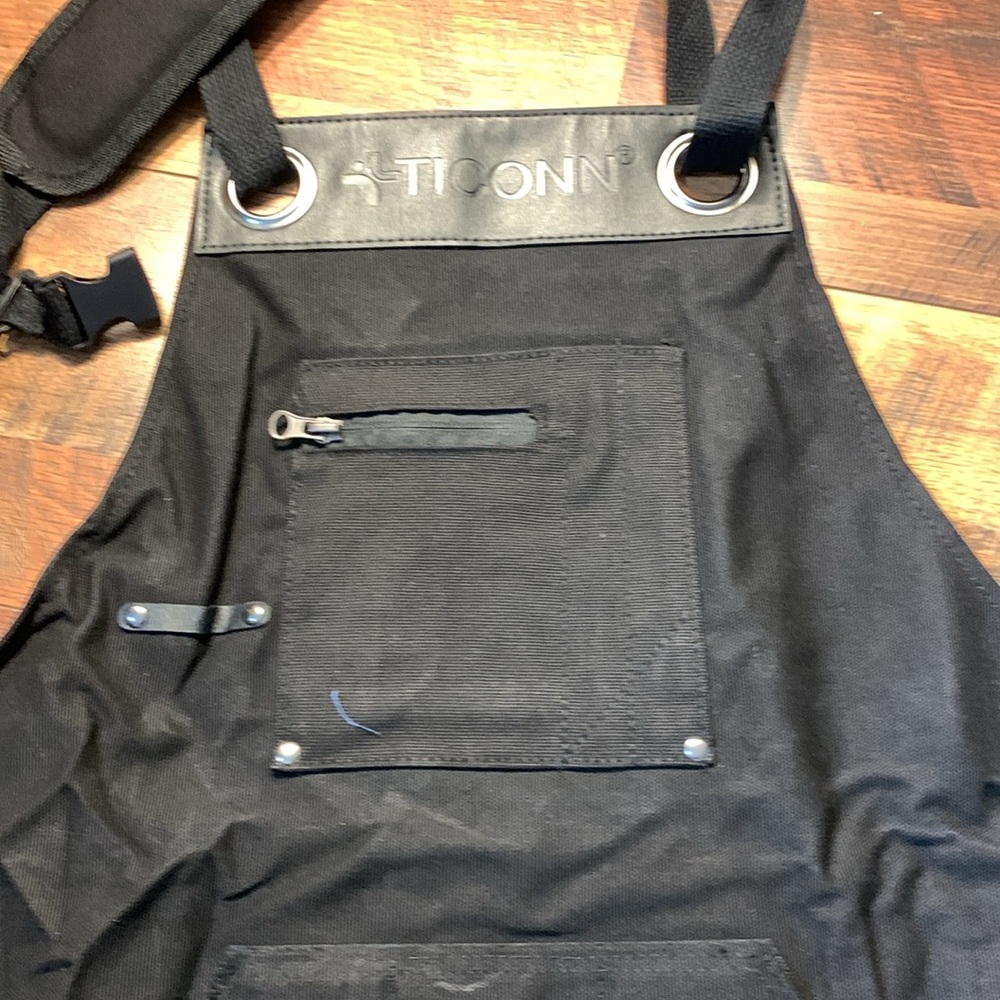 brown Tool Apron with Pockets in box 7 - Picture 6 of 7